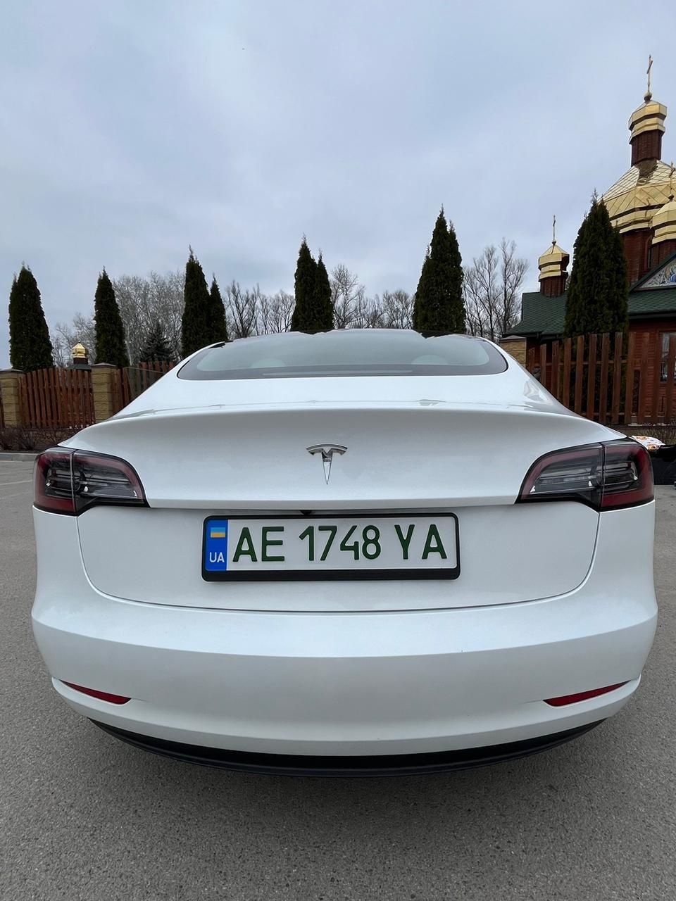 Tesla model 3 2023