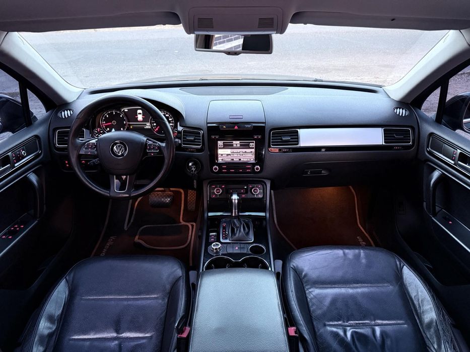 Volkswagen Touareg II 3.0 tdi . Можлива доставка по Україні.