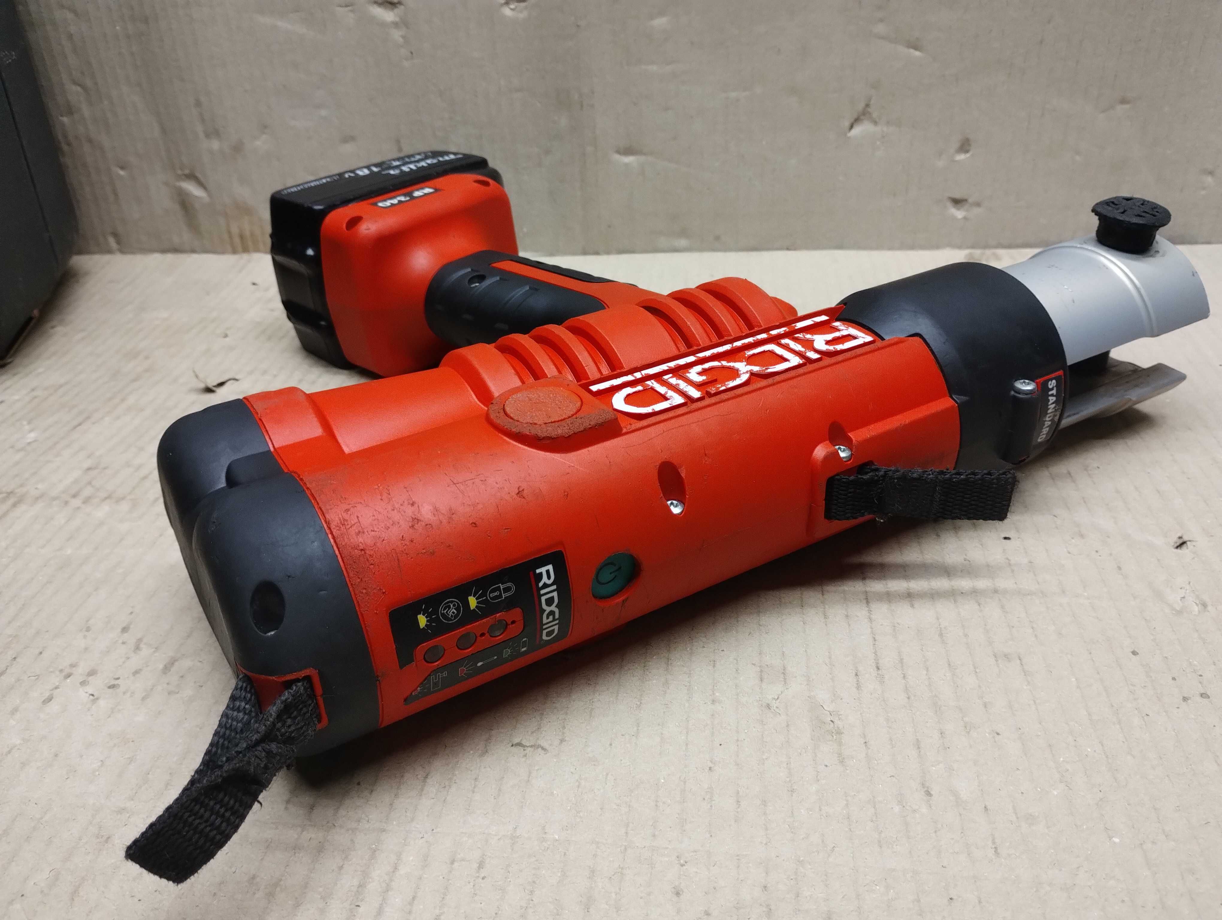 Ridgid RP 340 Zaciskarka Prasa Akumulatorowa szczęki V 12-28 2 baterie