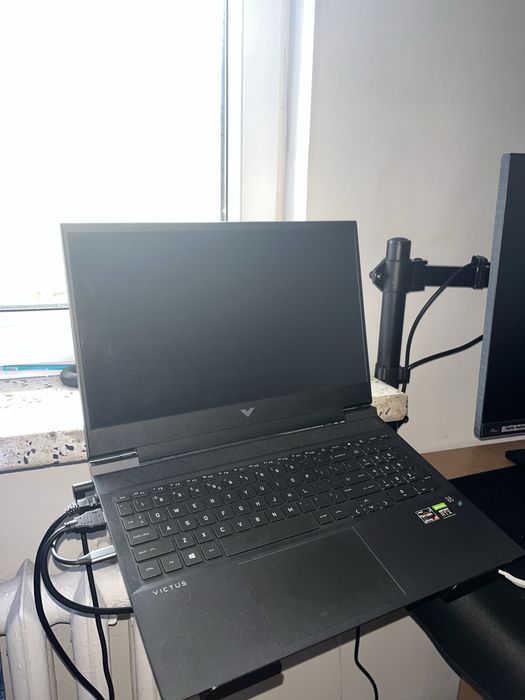 HP Victus 16 R5 5600H RTX 3050TI