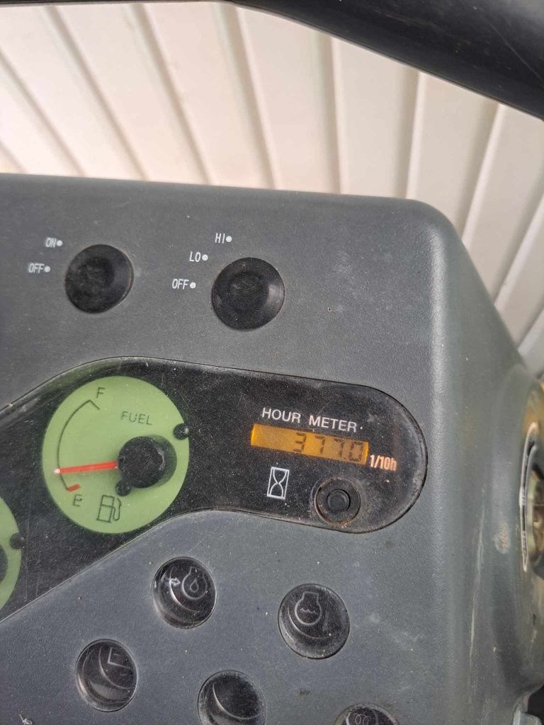 mini giratória Yanmar Vi-o17
