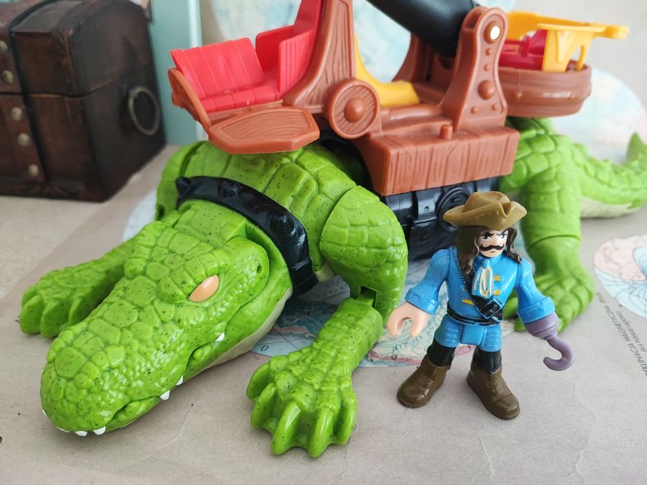 Figurki  2 szt MATTEL 2016,2019  Rekin i Krokodyl