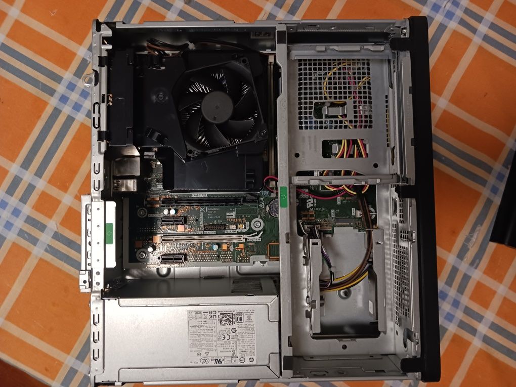 HP Elitedesk SFF 600 G9