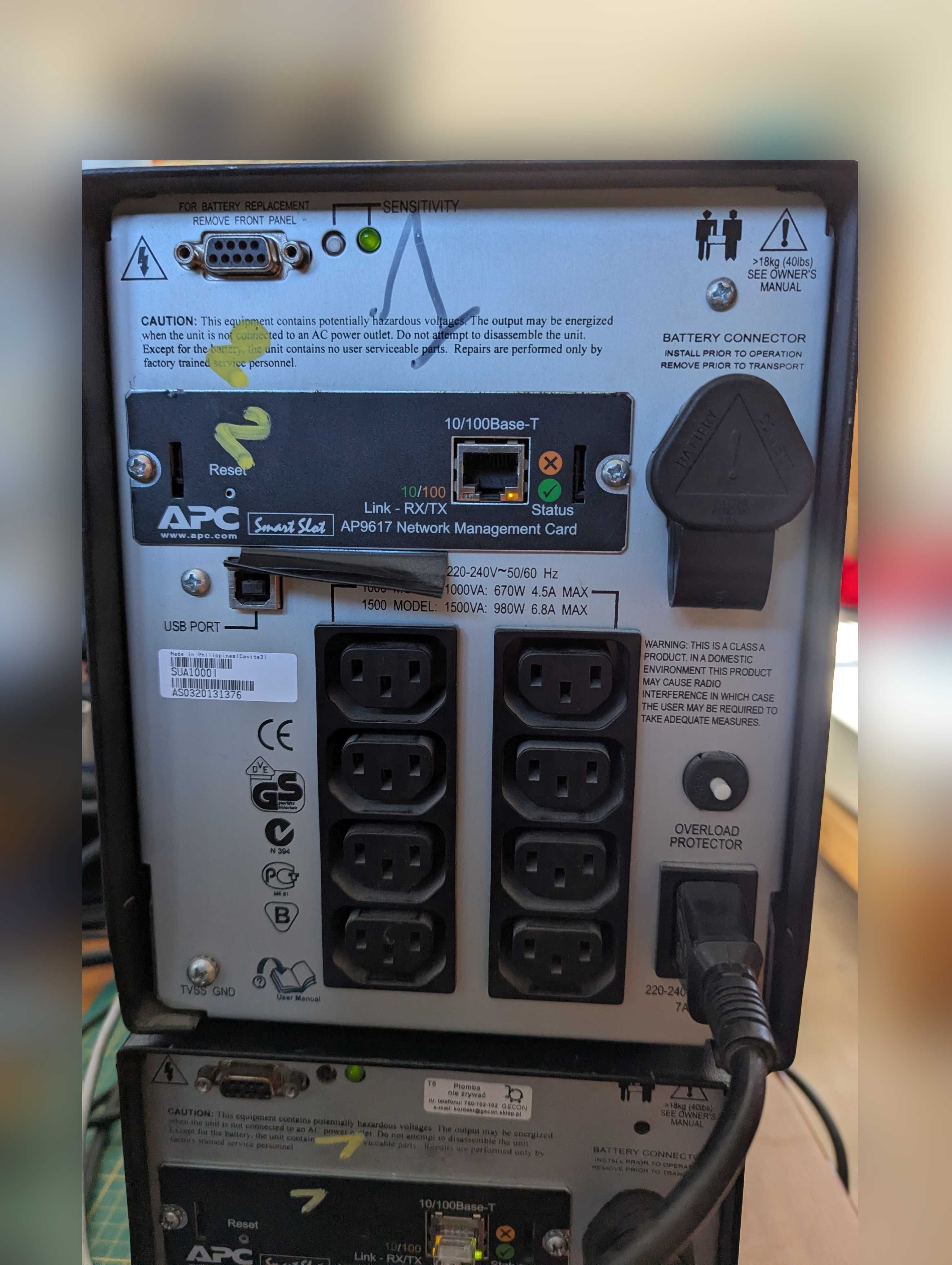 APC smart-UPS 1000 SUA1000i z kartą AP9617