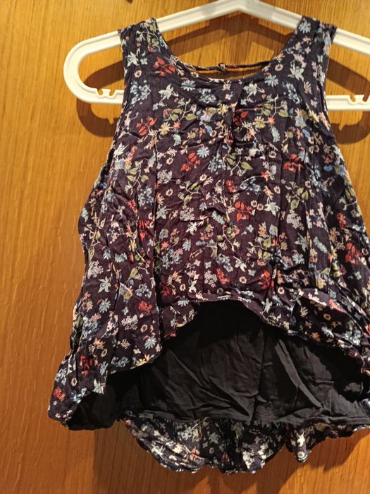 Top floral de alças