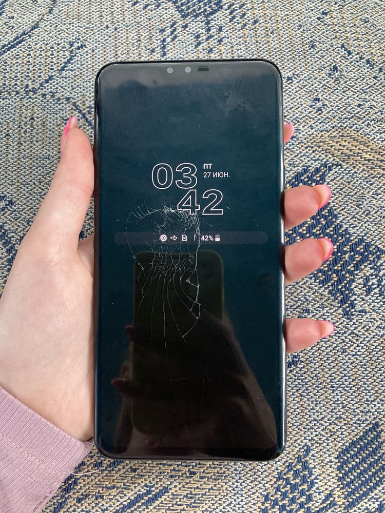 Lg v40 thinQ 6/64 все працює