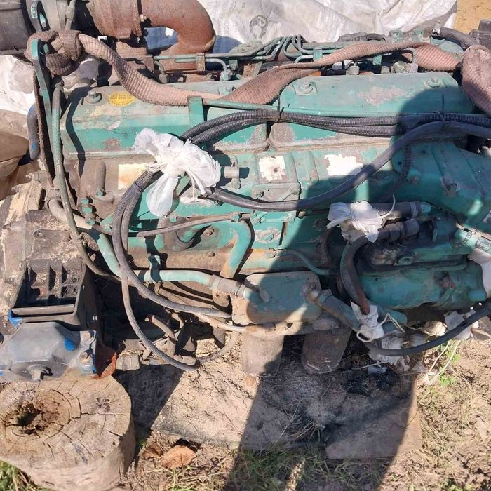 Двигун з КПП Volvo FL6 (перша комплектність)