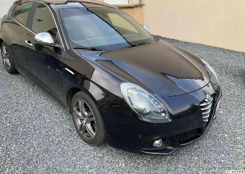 Alfa Romeo Giulietta 1.6JTD-M 120KM * Navi * Klima * Alu *