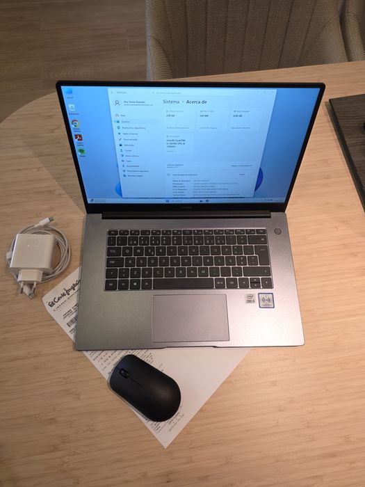 Huawei Matebook D15 i5/256gb/8ram com fatura