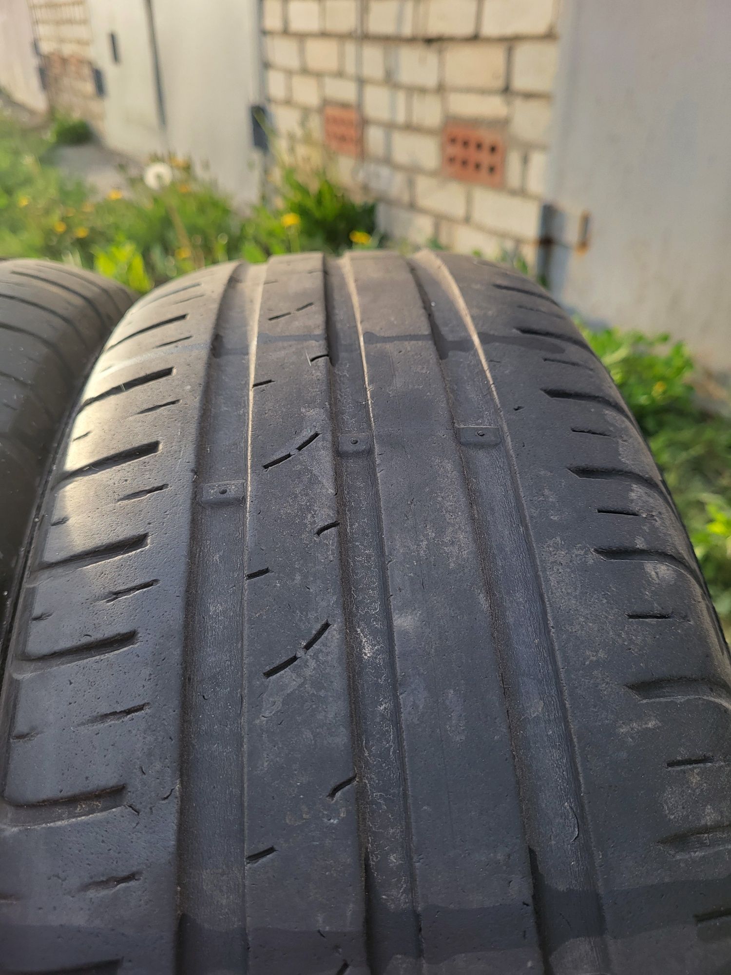 Продам шины 195/65 R15