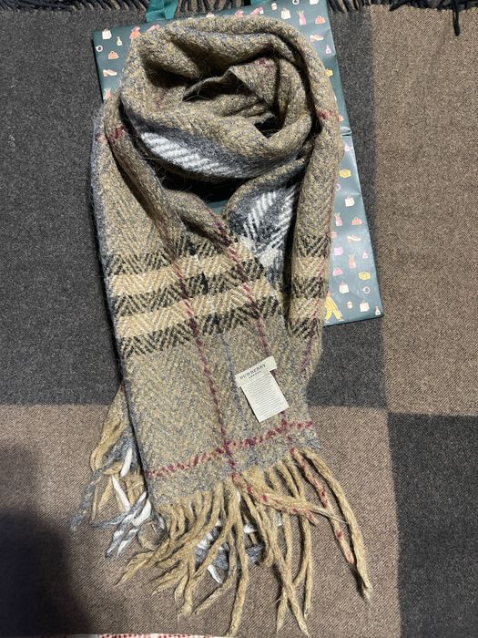 Шарф Burberry зимовий
