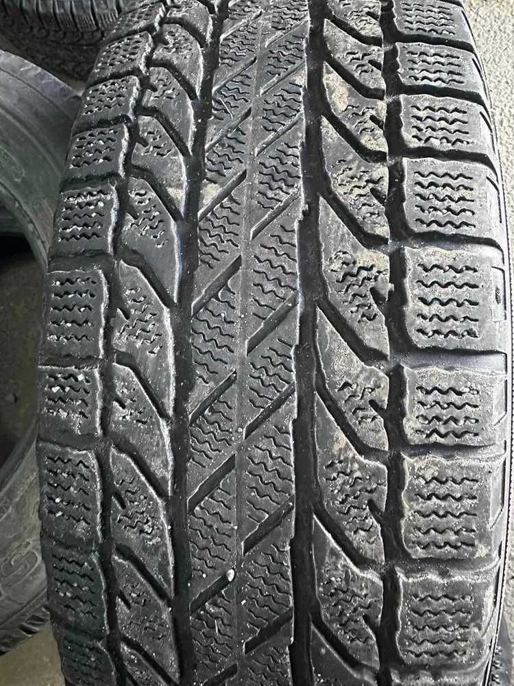 Шини 215/70 R16 BFGoodrich Winter Slalom