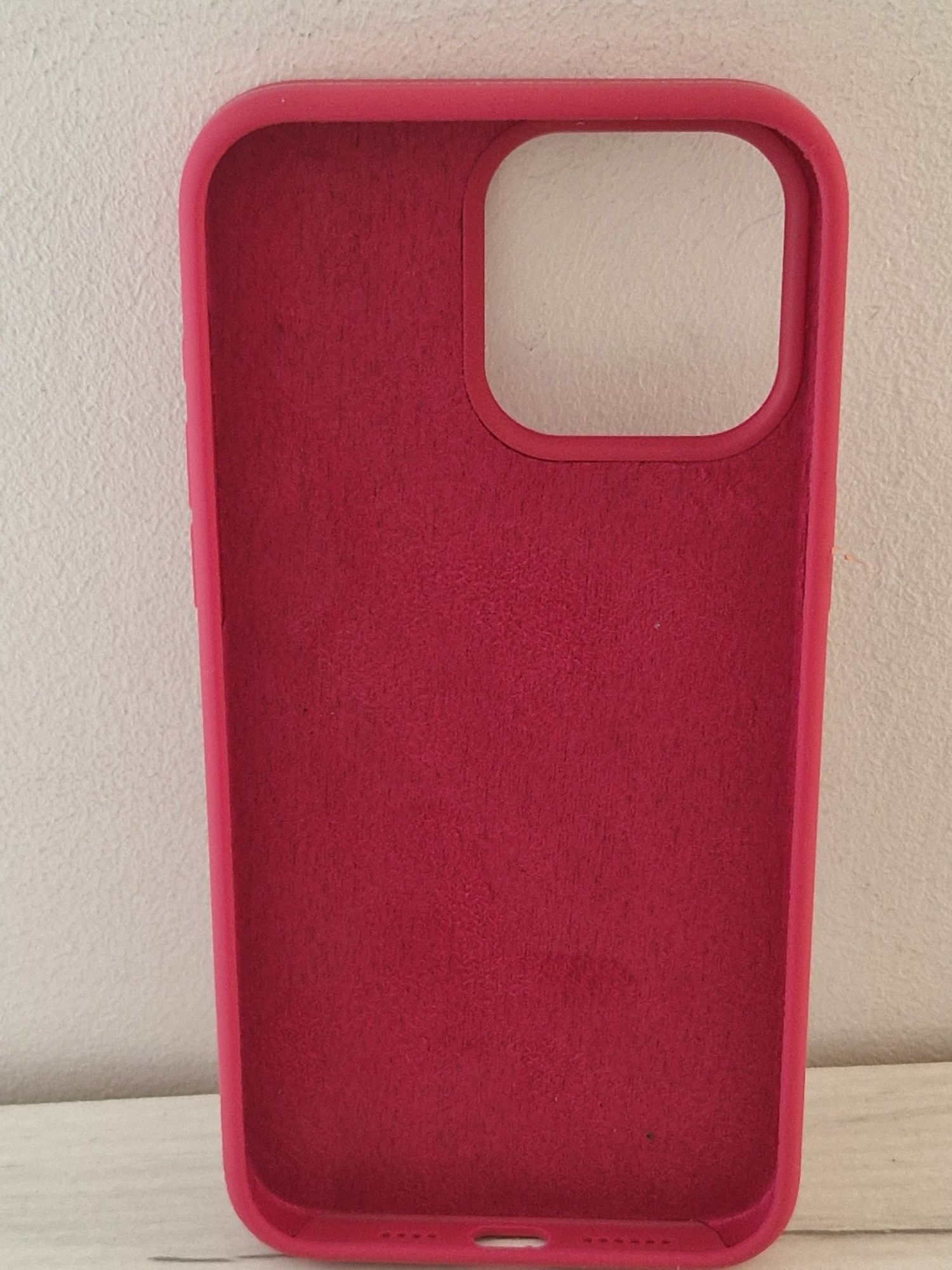 Silicone Lite Case do Iphone 15 bordowy