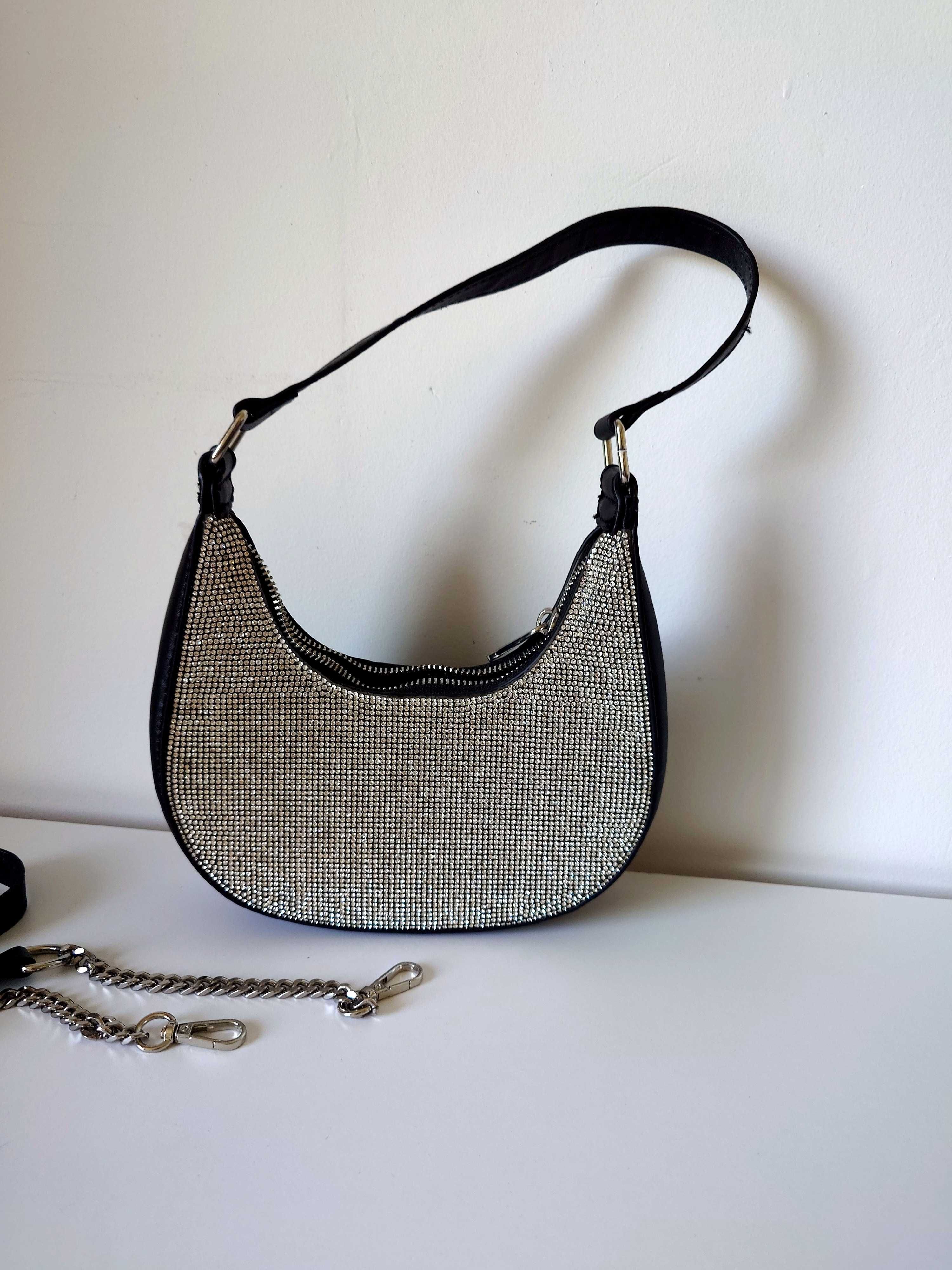 Torba z kamieniami, dwa paski o różnej długości 21x11 Claire's