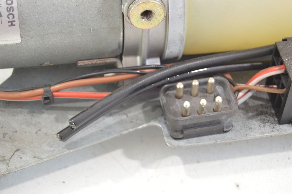Pompa Oleju Dachu Mercedes R129 SL 1298001448