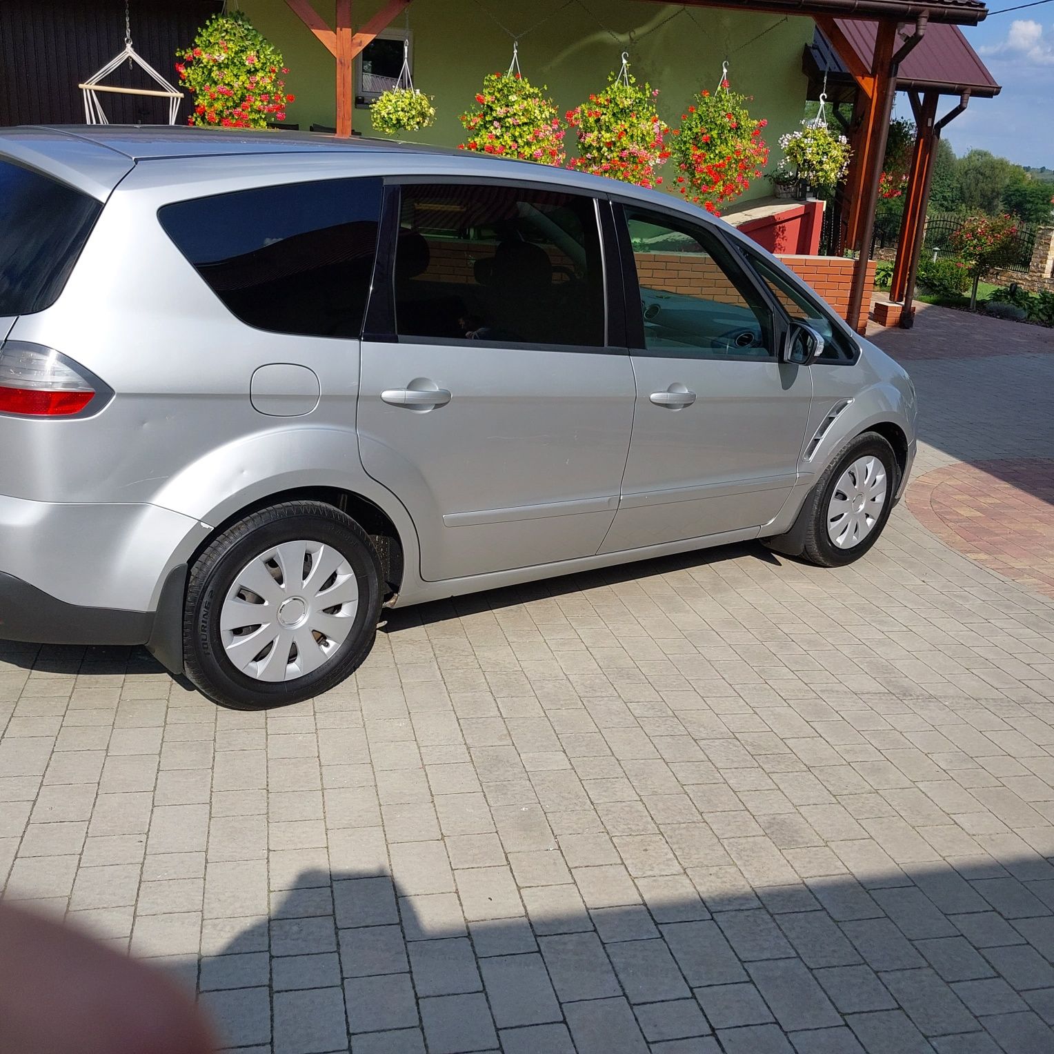 Samochód Ford S-MAX