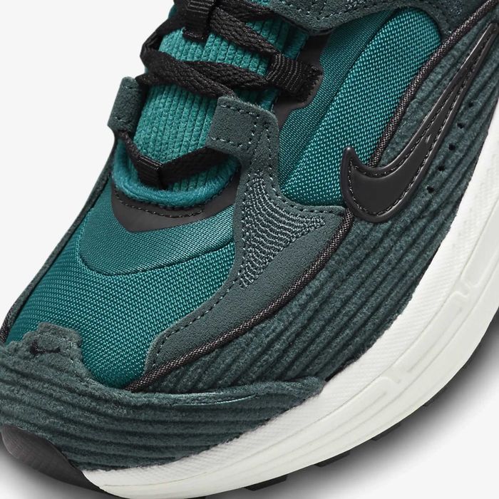 Жіночі кросівки NIKE W AIR MAX BLISS SE