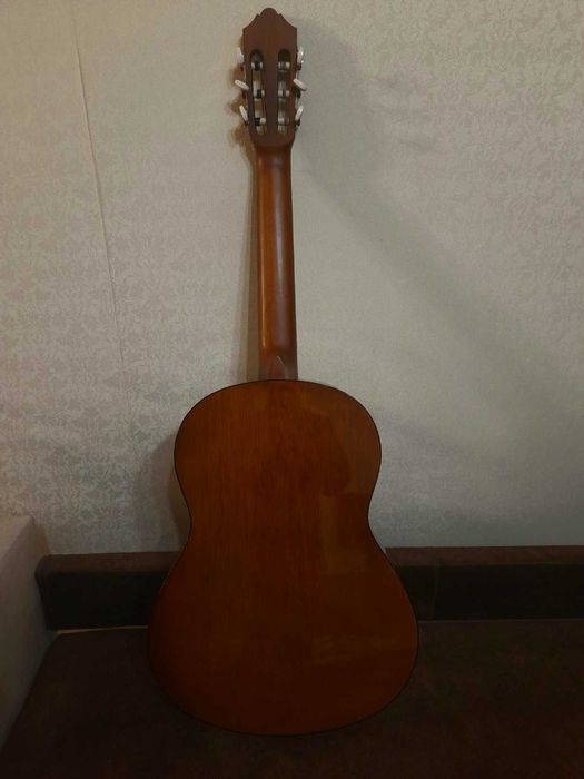 Класична гітара Yamaha C40 з утепленим чохлом та комплектом струн