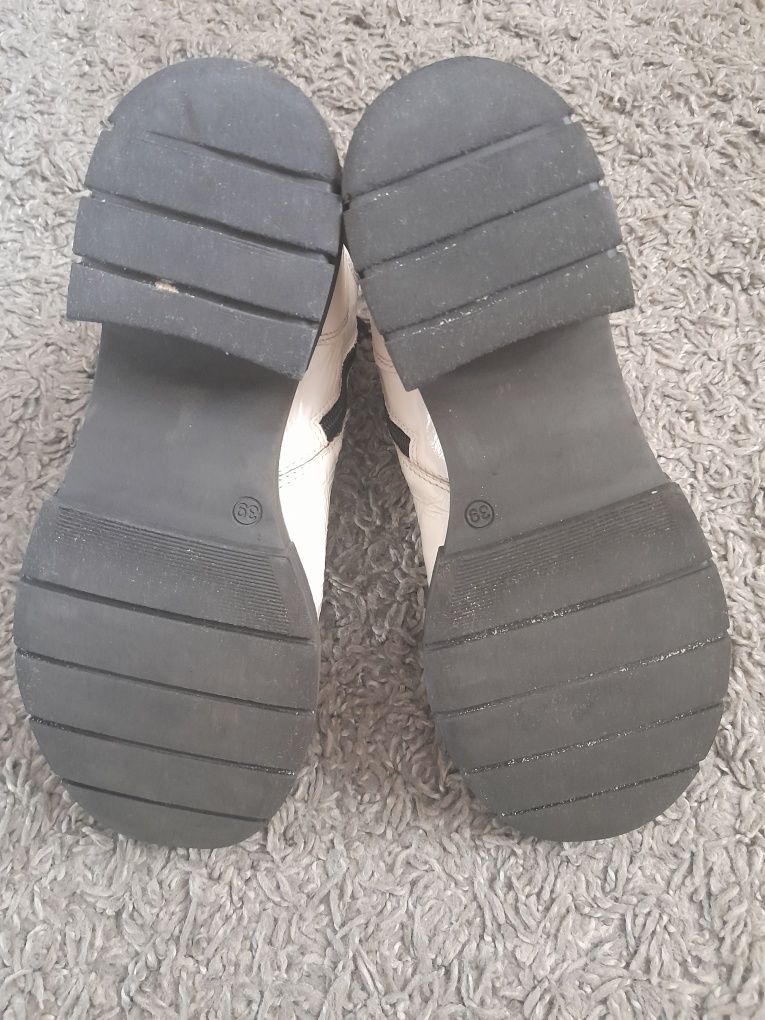 Damskie buty zimowe Lasocki