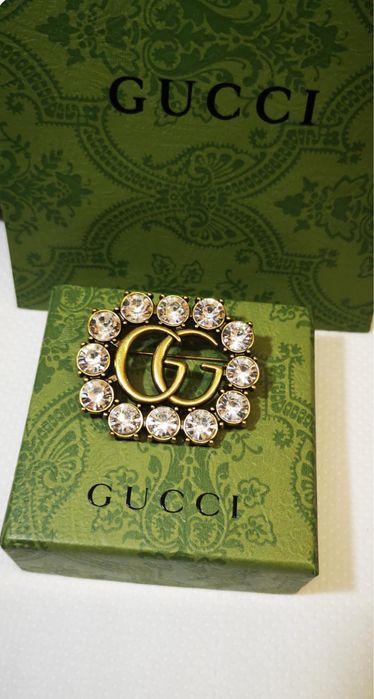 Piękna Broszka Gucci