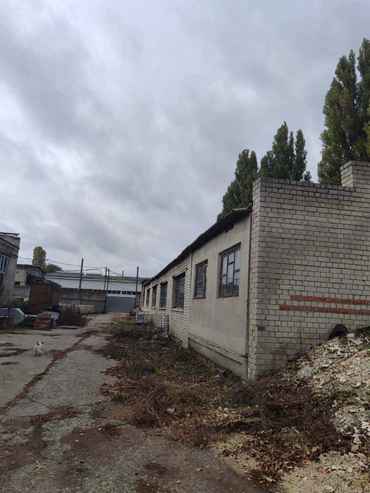 Продам   Комерцiйне виробничо складське примiщення   вул.Дрозда 7