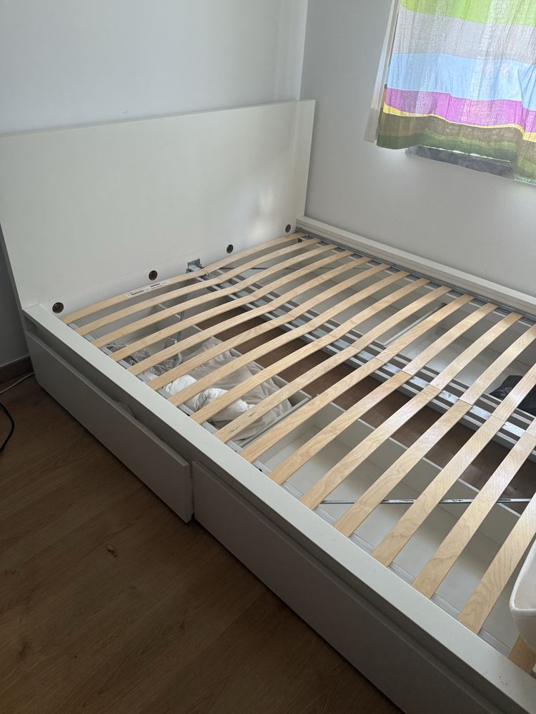 Cama kallax com gavetas