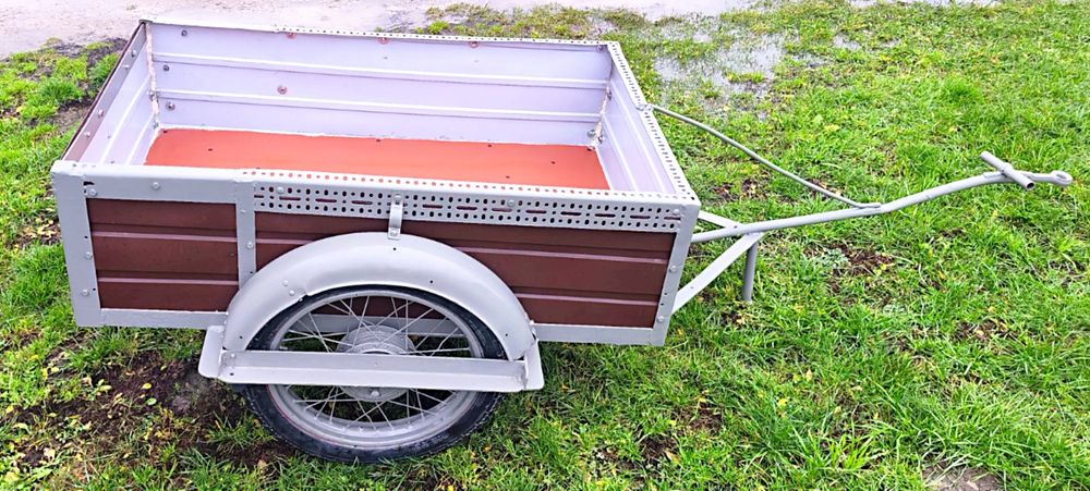 Wózek ogrodowo - transportowy odrestaurowany