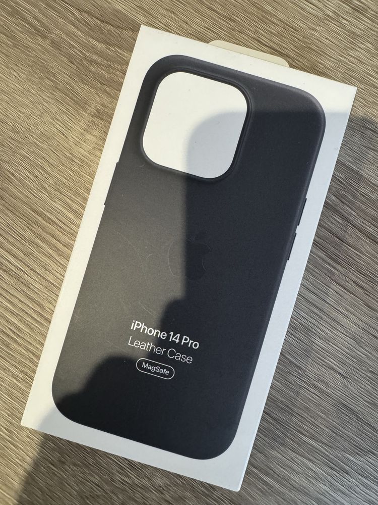 Шкіряний чохол оригінальний (Leather Case)на iPhone 14 pro
