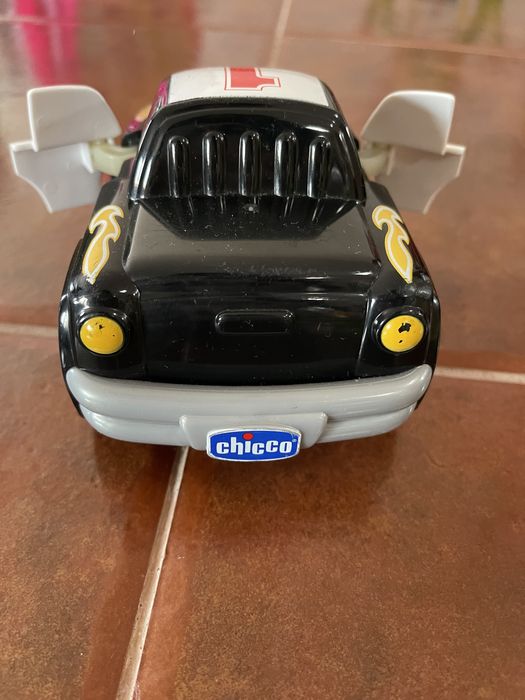 Carrinho de brincar da Chicco, com velocidade, a pilhas