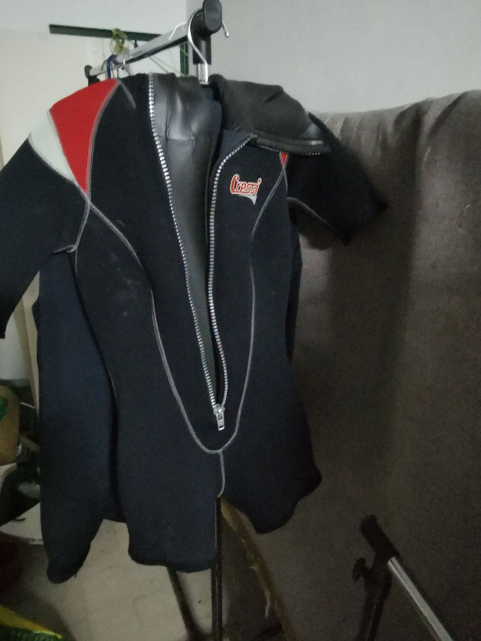 Fato(s) e O.M.Mergulho - Só hoje conjunto 99€( 7 fotos).