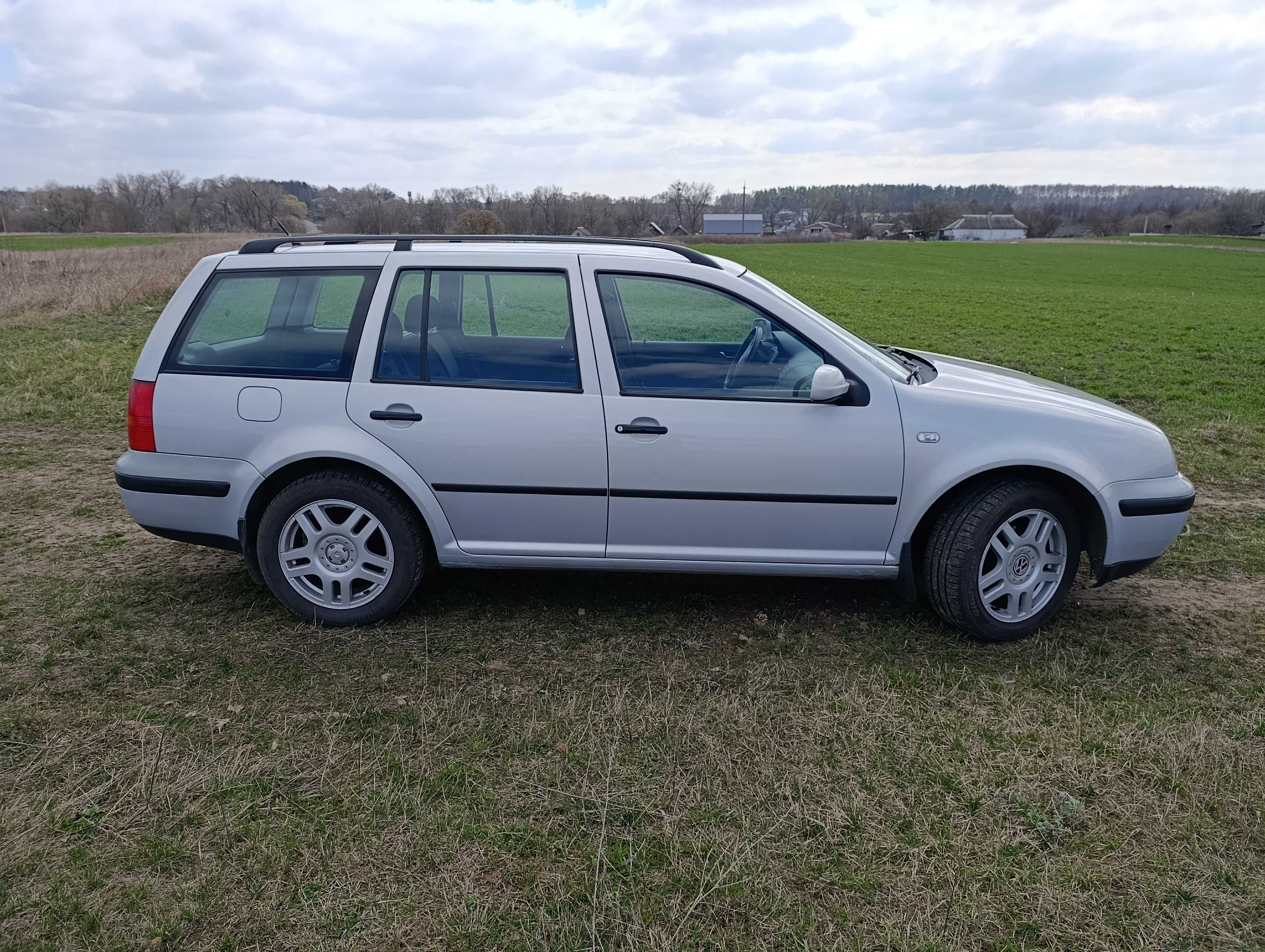 Продається Volkswagen Golf 4 (Гольф 4) 1,6 MPI