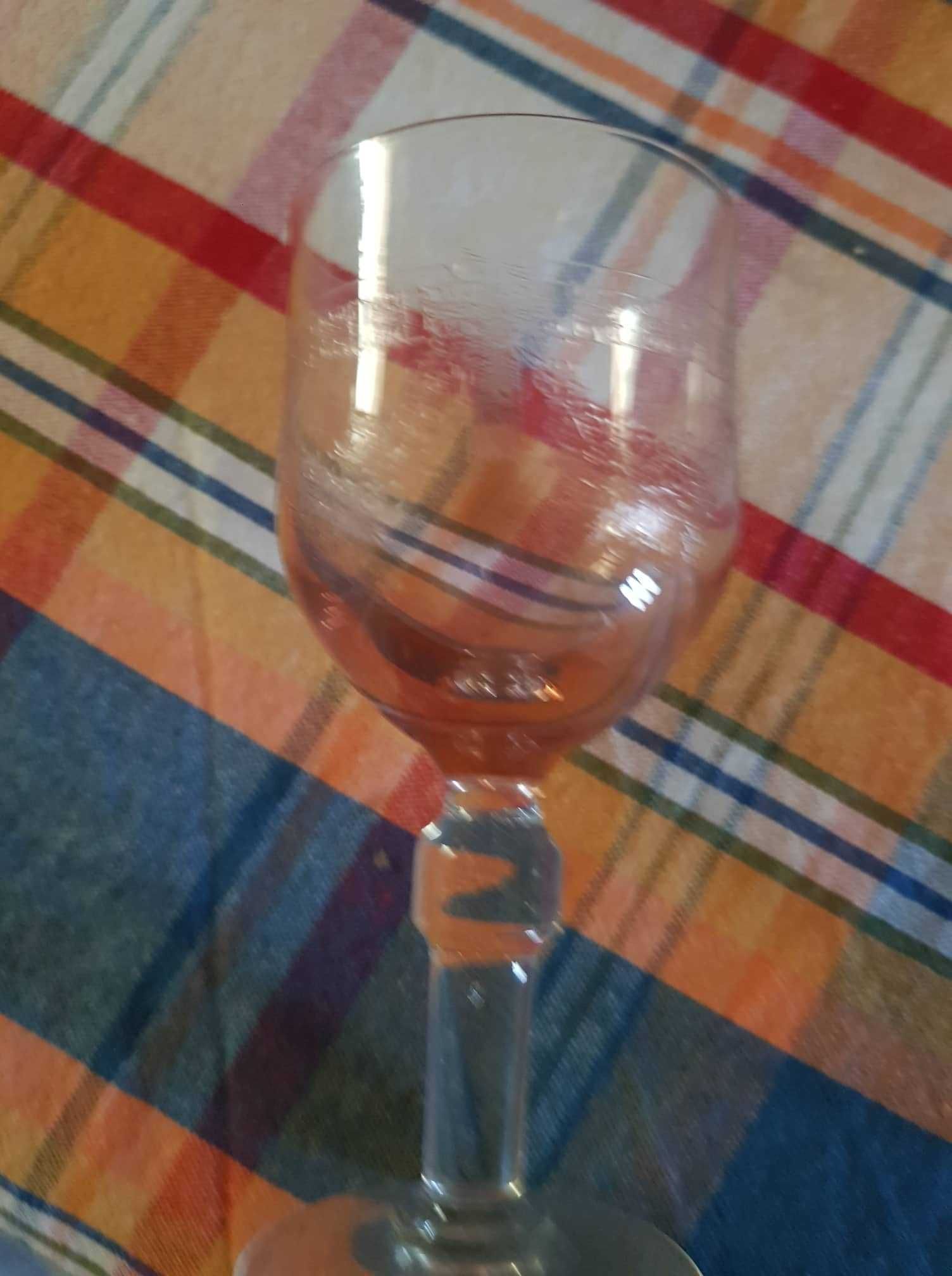 10 copos de vinho tinto em cristal rosado anos 70