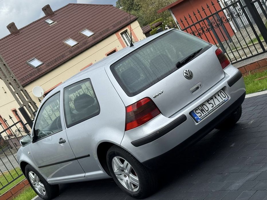 Golf 1.4 benzyna, 2001 r., 168 tys. km – sprawny, zadbany, klima