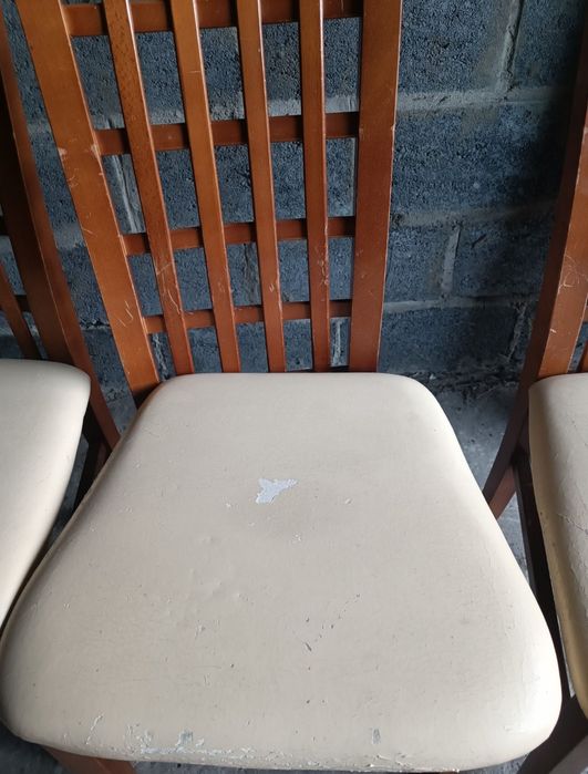 Stół okrągły z 4 krzesłami