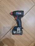 Ударний Гайковерт Bosch gdx 18v-200 і батарея