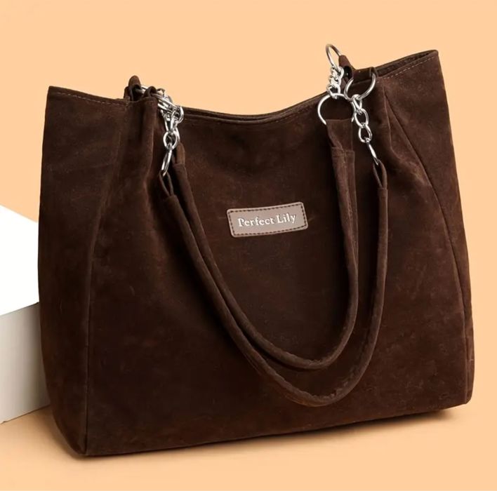 Коричнева сумка зі штучноі замші. Стильна, гарний колір як на фото.