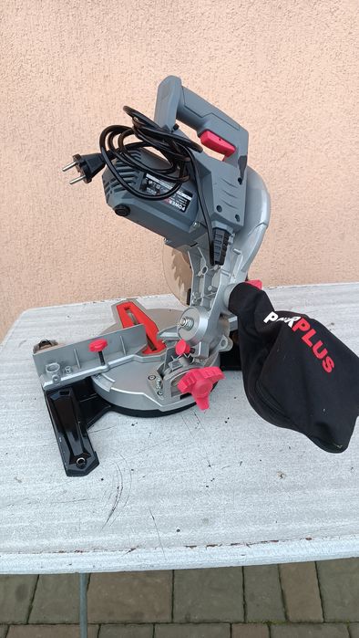 Торцовочна пила з Німеччини