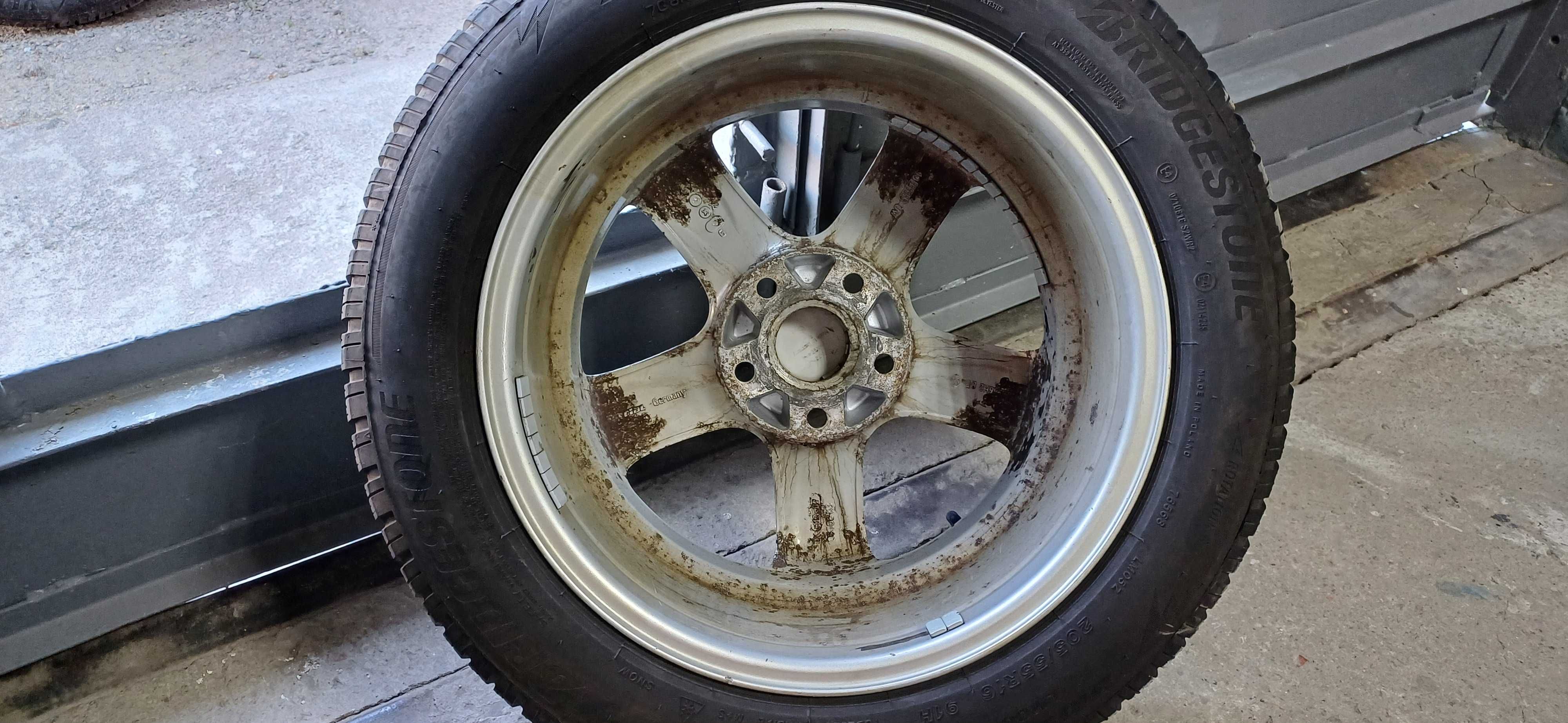 Диски з шинами R16 5х112 BRIDGESTONE 205х55 фольксваген, шкода