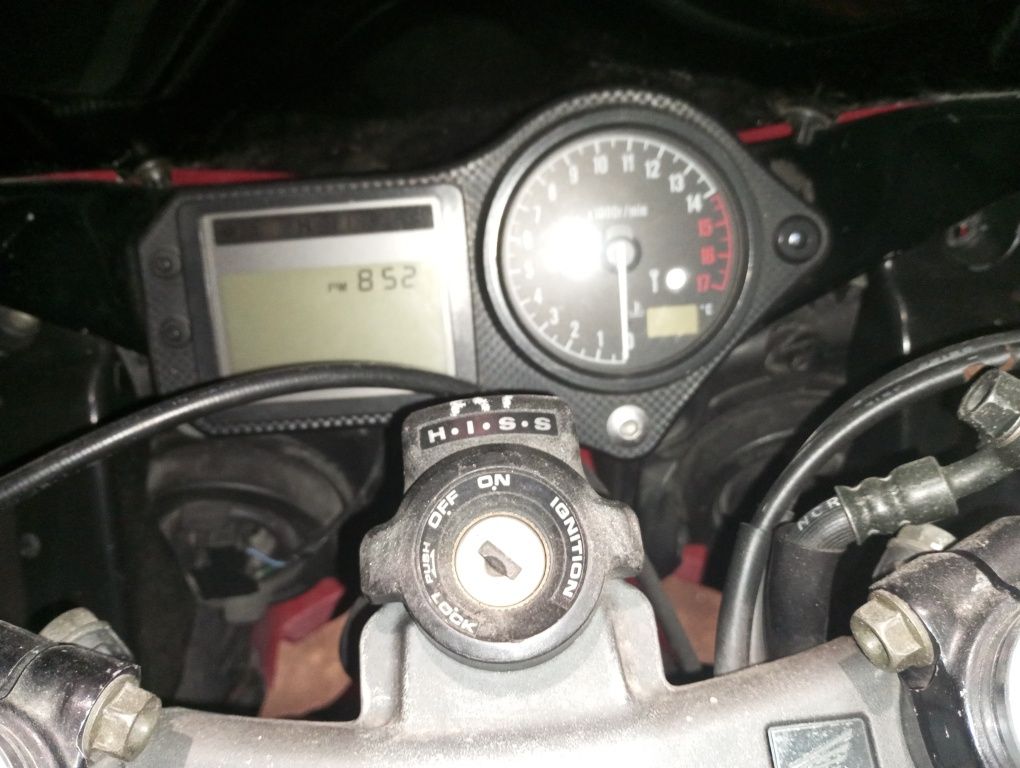 Honda cbr 600 f4i wypełnienie, lampa tył stelaż wahacz amortyzator