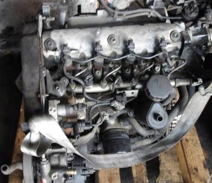 Silnik renault trafic vivaro 1,9 dci F9K
