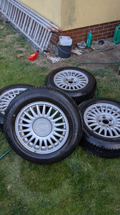Felgi 15" 5x108 Volvo 700/900/740/940 z oponami wielosezonowymi
