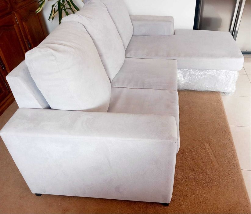 Sofa com chaise longue