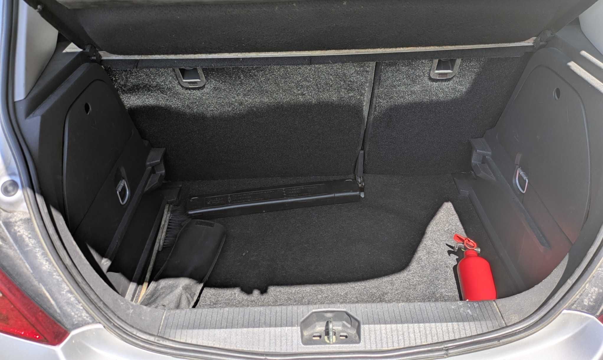 Opel Corsa D 1,2 benzyna rok 2007