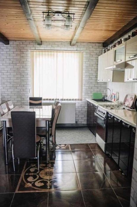 Оренда будинку в Карпатах, житло Верховина, котедж "Стежка в Гори"