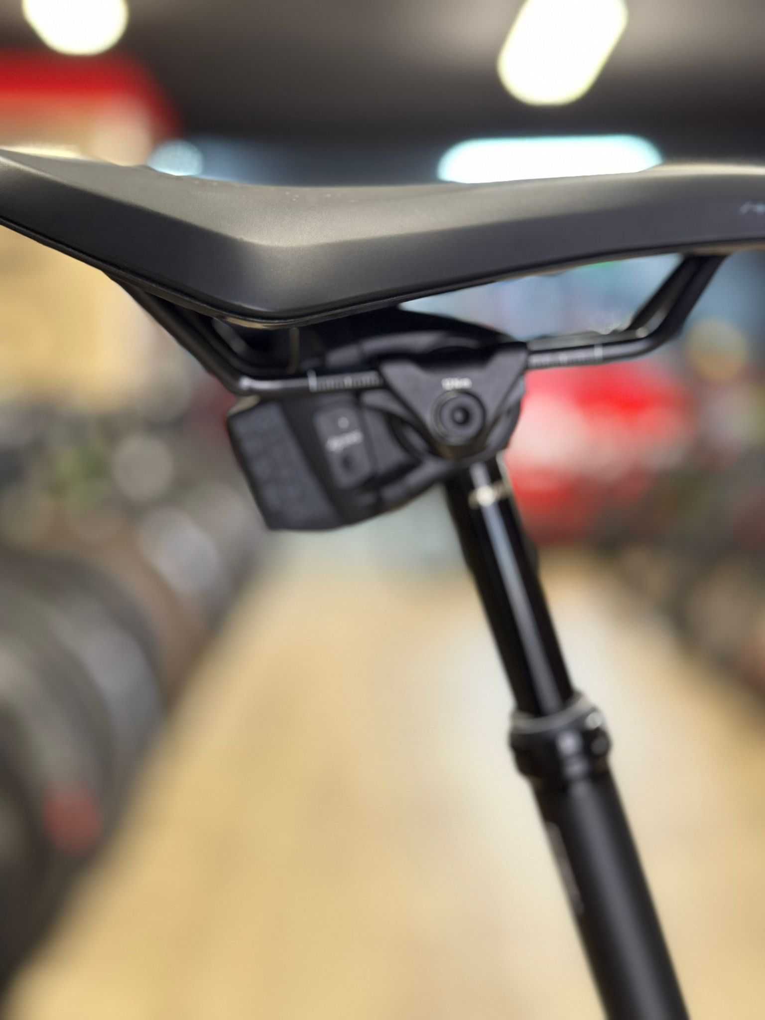 Mondraker Dusty XR M