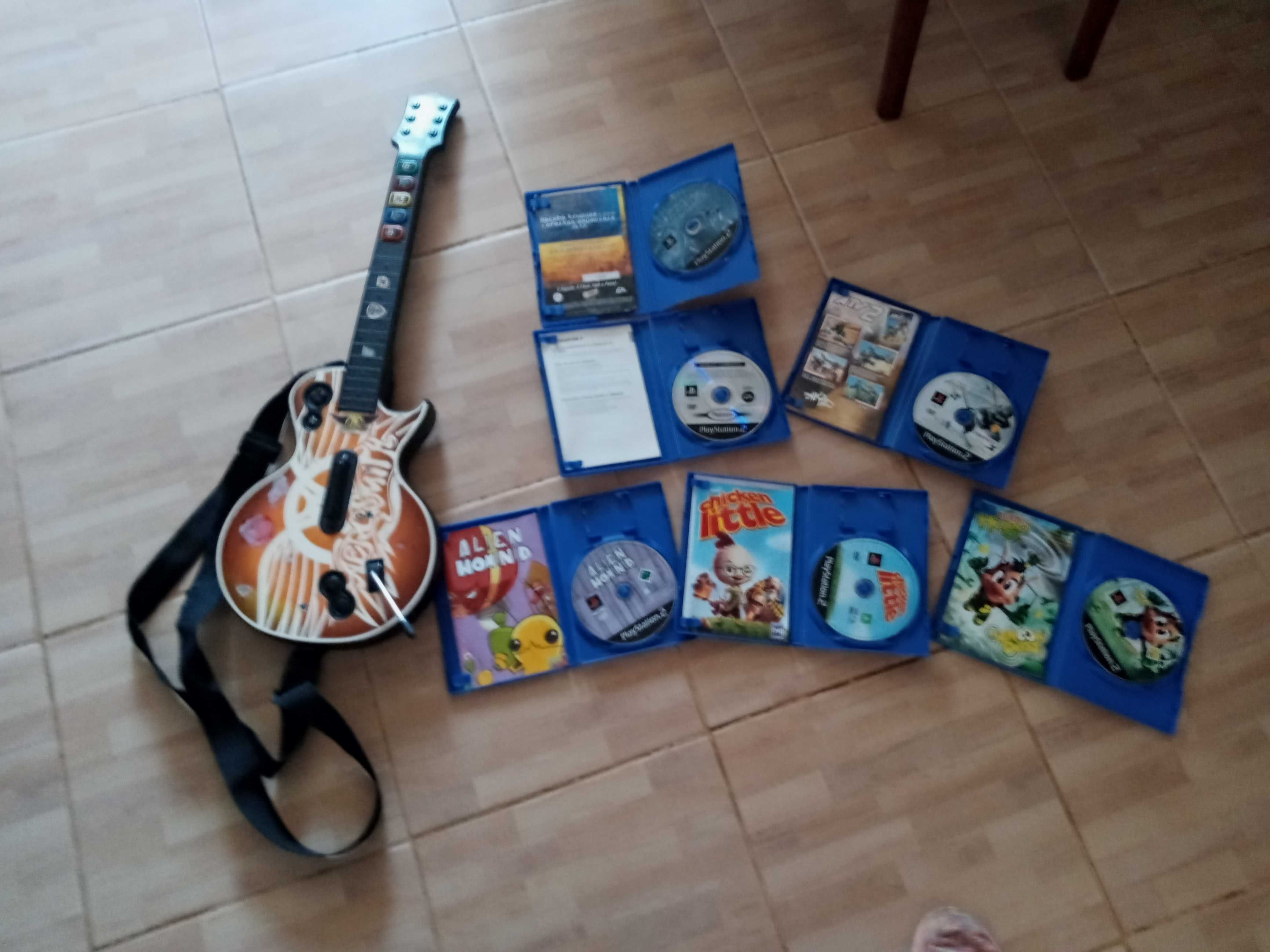 GUITAR HERO + 6 jogos playstation 2