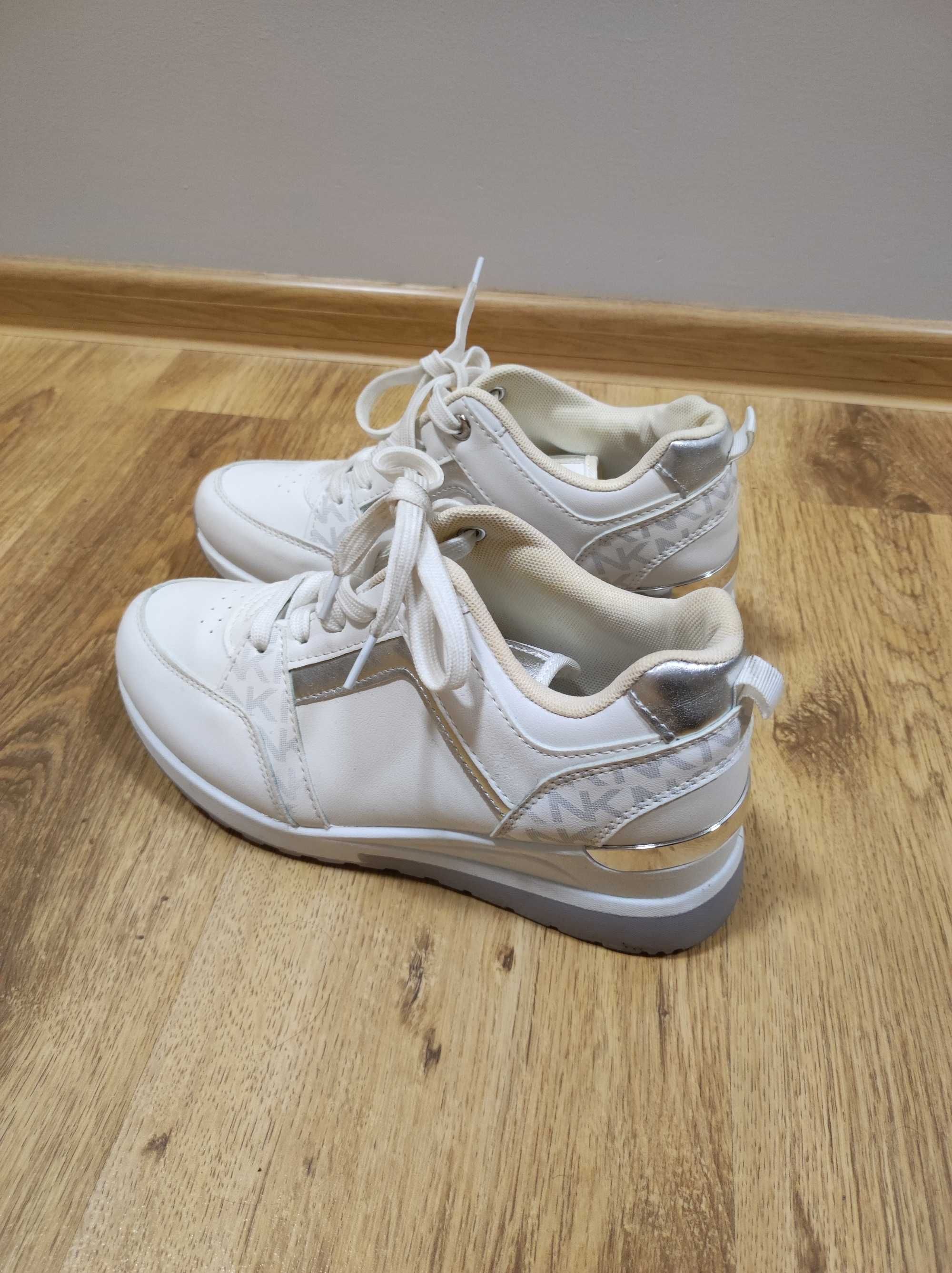 sneakersy białe na koturnie rozmiar 41