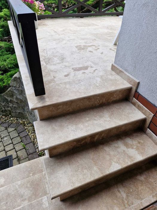 Schody Stopień Trawertyn Classic szlifowany z bullnose 135x33x3 cm