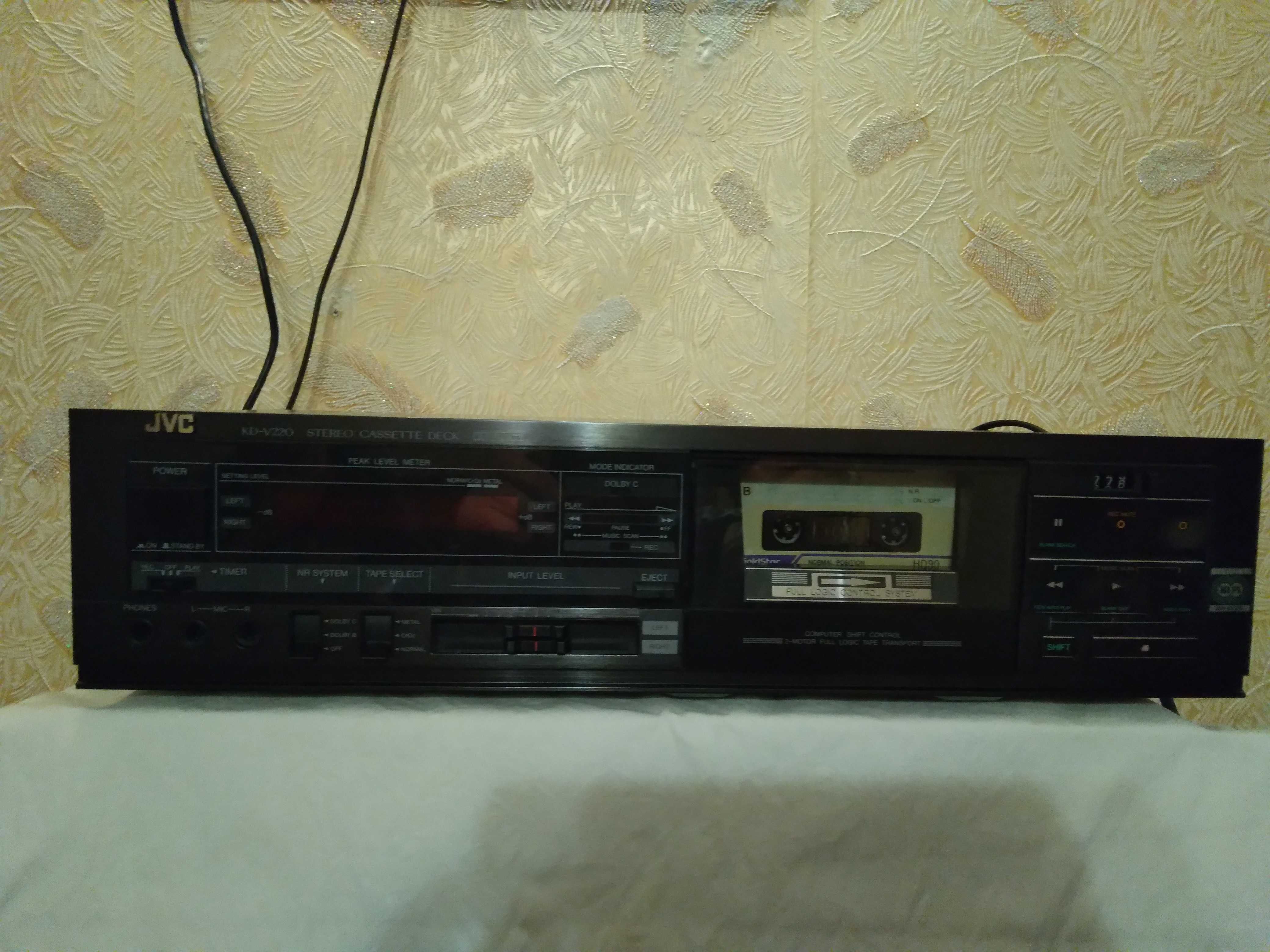 продам деку jvc kd-v220