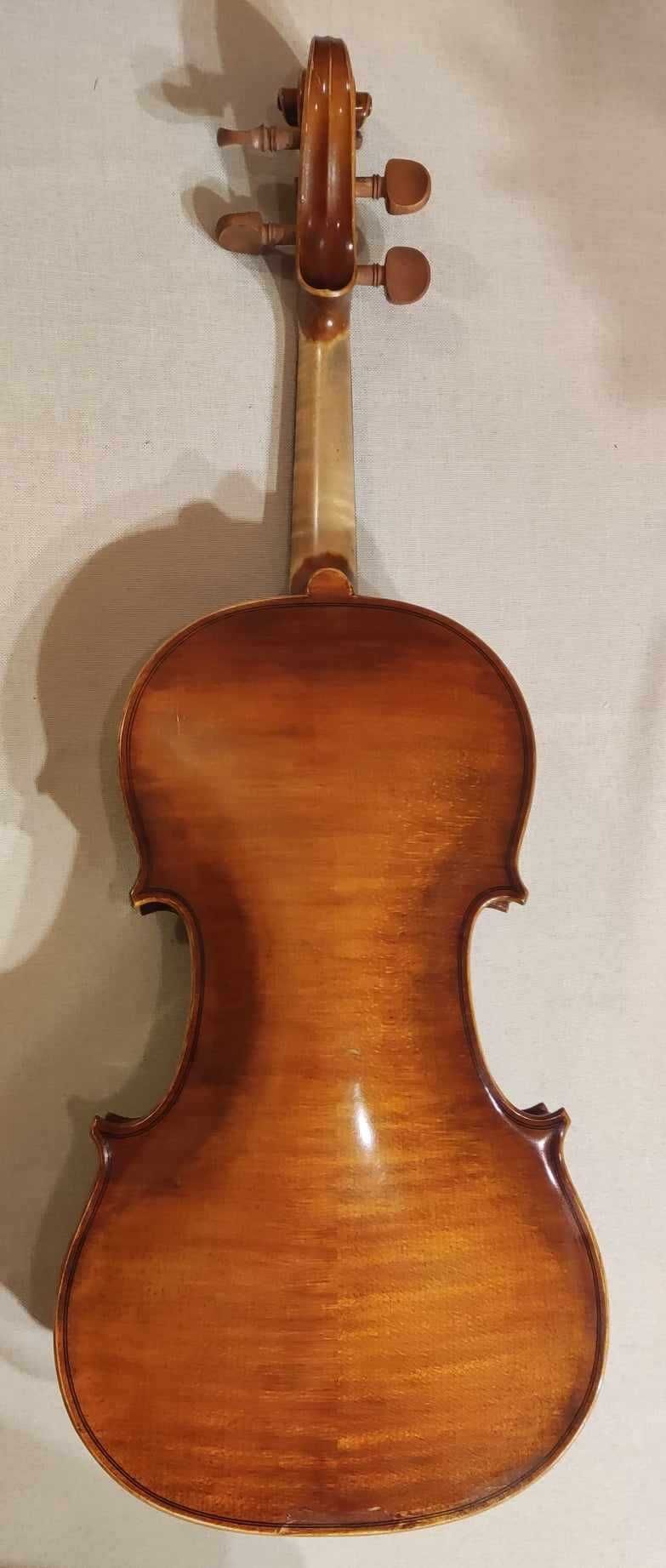 Mistrzowskie lutnicze skrzypce